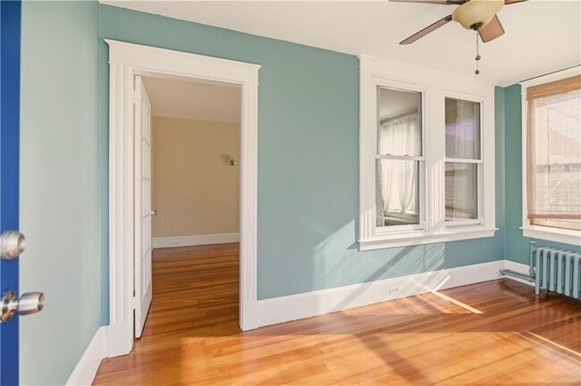 7 Warner Pl in Newport, RI - Building Photo - Building Photo