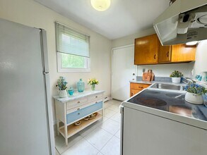 33 Kingsley Dr in Andover, CT - Building Photo - Building Photo