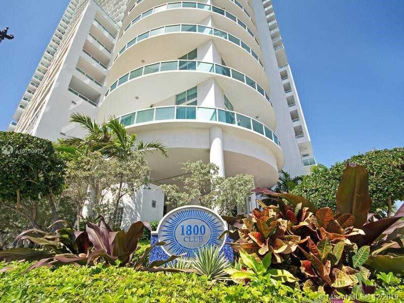 1800 N Bayshore Dr, Unit 4003 in Miami, FL - Building Photo