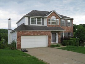 204 Quail Ct in Baden, PA - Building Photo