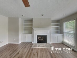 325 Cypress Ln in Stockbridge, GA - Building Photo - Building Photo