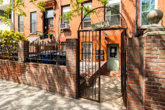 119 Quincy St in Brooklyn, NY - Building Photo - Building Photo