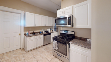23 Clarke St-Unit -1fl in Binghamton, NY - Building Photo - Building Photo