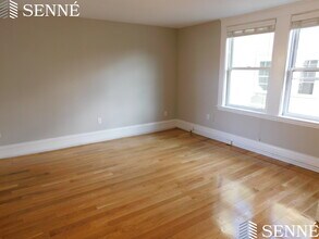 2 Sacramento St, Unit 4 in Cambridge, MA - Building Photo - Building Photo