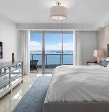 1408 Brickell Bay Dr, Unit 3601 in Miami, FL - Foto de edificio - Building Photo