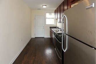 4731 W Cornelia Ave in Chicago, IL - Building Photo - Building Photo