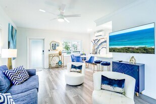 1035 Spanish River Rd in Boca Raton, FL - Building Photo
