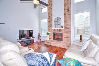 3647 Word St in Dallas, TX - Building Photo - Building Photo