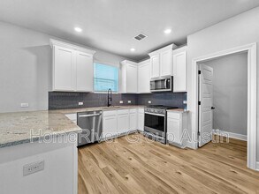144 Lt. John Decker Dr in San Marcos, TX - Building Photo - Building Photo