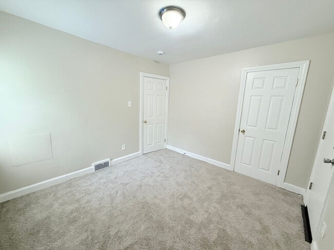 10014 Abington Ave in Detroit, MI - Building Photo - Building Photo