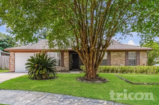 property at 8252 Yolanda Ct
