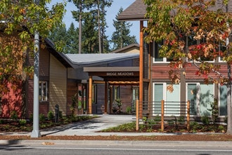 Bridge Meadows Beaverton in Beaverton, OR - Foto de edificio - Building Photo