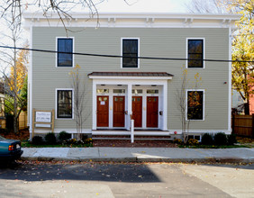 59-65 Jay St in Cambridge, MA - Foto de edificio - Building Photo