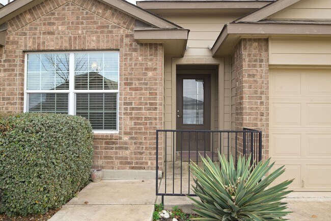 11806 Plover Pl in San Antonio, TX - Building Photo - Building Photo