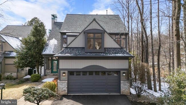 property at 1460 Waterfront Rd