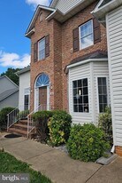 1140 Happy Ridge Dr in Front Royal, VA - Building Photo