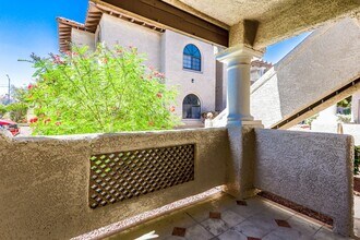 1425 Santa Margarita in Las Vegas, NV - Building Photo - Building Photo