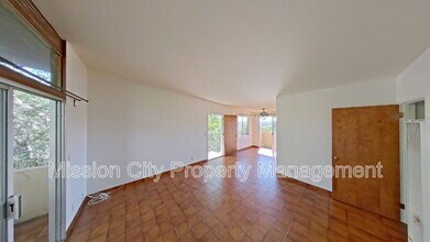 1016 E Canon Perdido St in Santa Barbara, CA - Building Photo - Building Photo