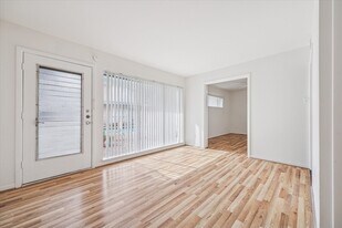 3703 Roseland St in Houston, TX - Building Photo