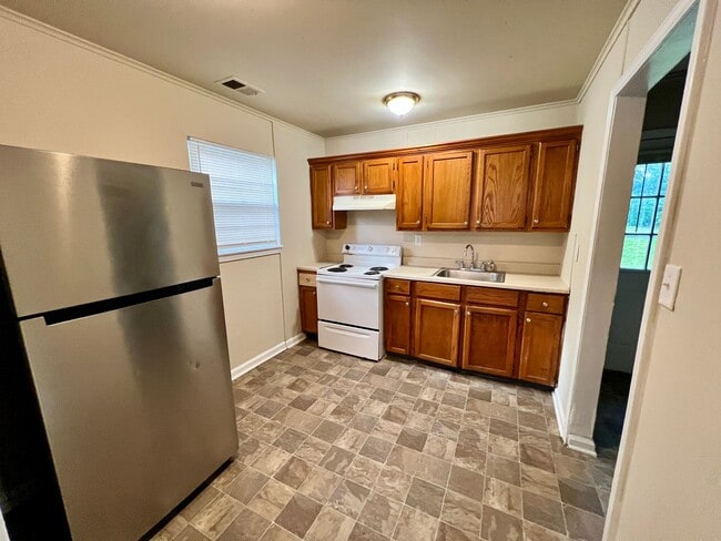 property at 5014 Vista St
