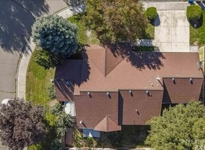 230 War Eagle Dr in Mountain Home, ID - Building Photo - Building Photo