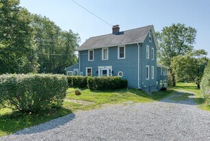 134 East St in Litchfield, CT - Building Photo