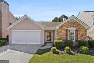 2295 Winthrope Way Dr in Alpharetta, GA - Building Photo
