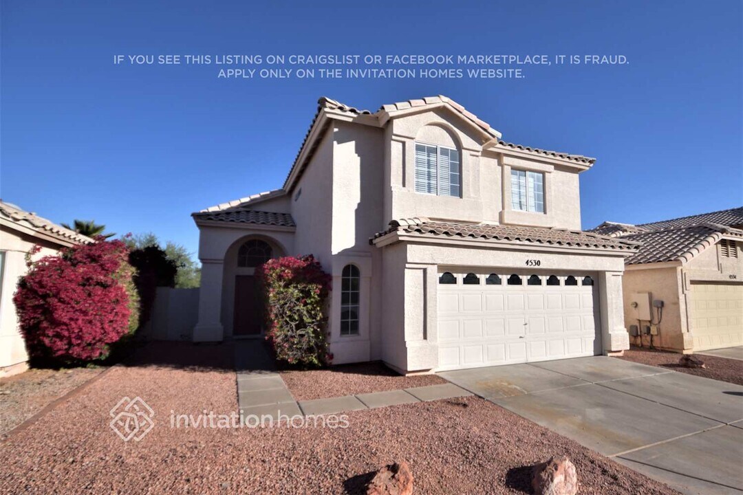 4530 E Bannock St in Phoenix, AZ - Foto de edificio