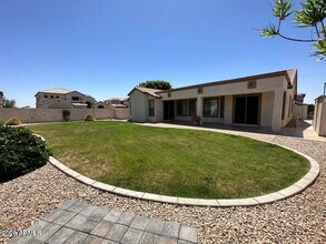 14064 W Poinsettia Dr in Surprise, AZ - Building Photo - Building Photo