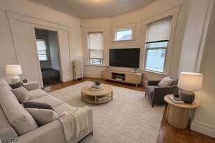 91 Watson Ave in West Orange, NJ - Building Photo