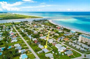 356 Granada St in Fort Pierce, FL - Building Photo