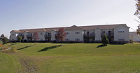 Falls Parc Apartments in Sheboygan Falls, WI - Foto de edificio - Building Photo