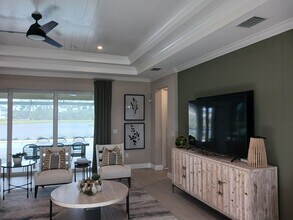 7425 Bradbury Cir in Zephyrhills, FL - Building Photo - Building Photo