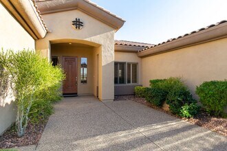 41707 N Iron Horse Dr in New River, AZ - Building Photo - Building Photo