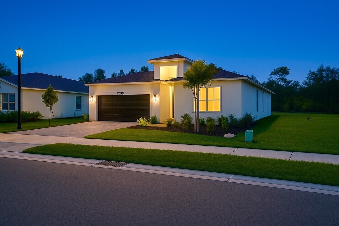 2099 NE Cedar St in Jensen Beach, FL - Building Photo