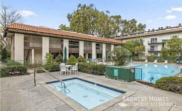 5460 White Oak Ave in Los Angeles, CA - Building Photo - Building Photo