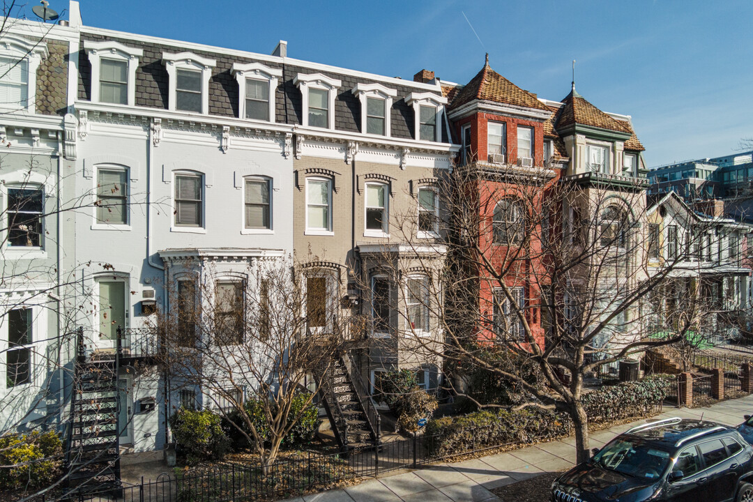 1437 S St NW in Washington, DC - Building Photo