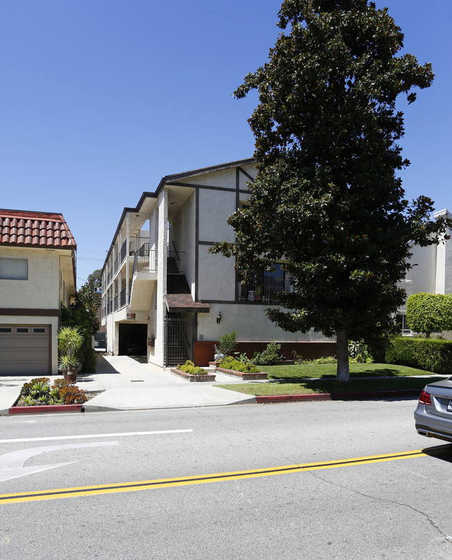 407 N Jackson St in Glendale, CA - Foto de edificio - Building Photo