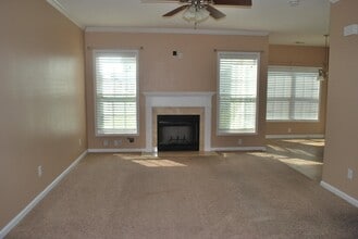 1064 Jouett Creek Dr in Lexington, KY - Building Photo - Building Photo