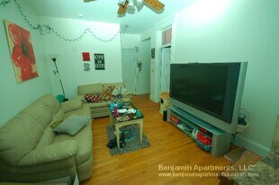 1254 Commonwealth Ave, Unit 19 in Boston, MA - Building Photo