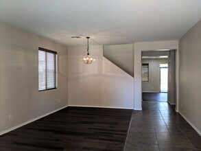 7008 W St Charles Ave in Phoenix, AZ - Building Photo - Building Photo