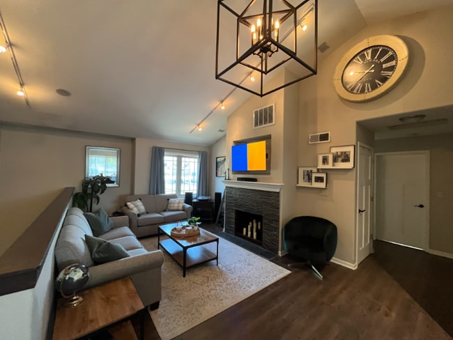 property at 316 E Stewart St