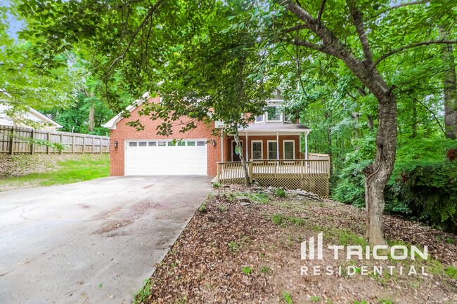 property at 1961 Calvin Dr