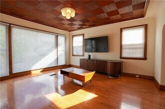 4222 Vincennes Pl, Unit B in New Orleans, LA - Foto de edificio - Building Photo