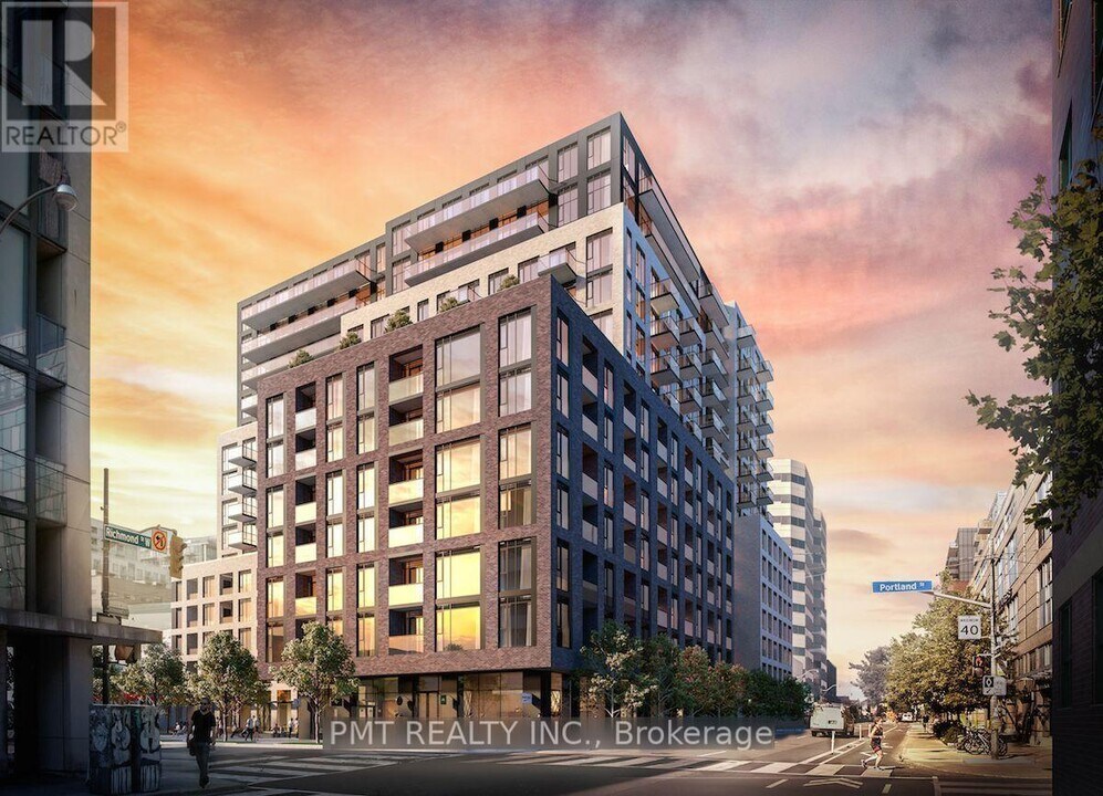 543 Richmond St W in Toronto, ON - Building Photo