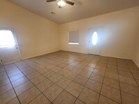 74483 Twilight Dr in Twentynine Palms, CA - Foto de edificio - Building Photo