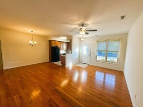 1131 Royal Ct in Harrisonburg, VA - Building Photo - Building Photo