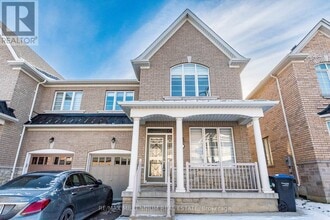 11 Spokanne St in Brampton, ON - Building Photo - Building Photo
