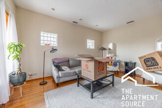 2722 N Kimball Ave in Chicago, IL - Building Photo - Building Photo