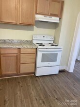 1831 13th Ave SW in Hickory, NC - Building Photo - Building Photo